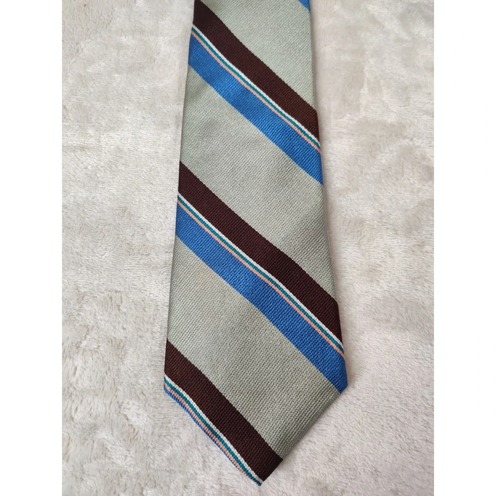 Vintage Johnny Carson Tie Striped Designer All Silk 3.5